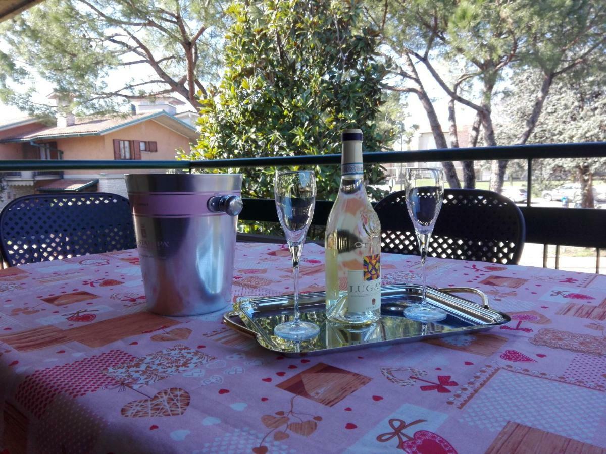Casa Vacanza Clavel Cin Apartment Sirmione Ngoại thất bức ảnh